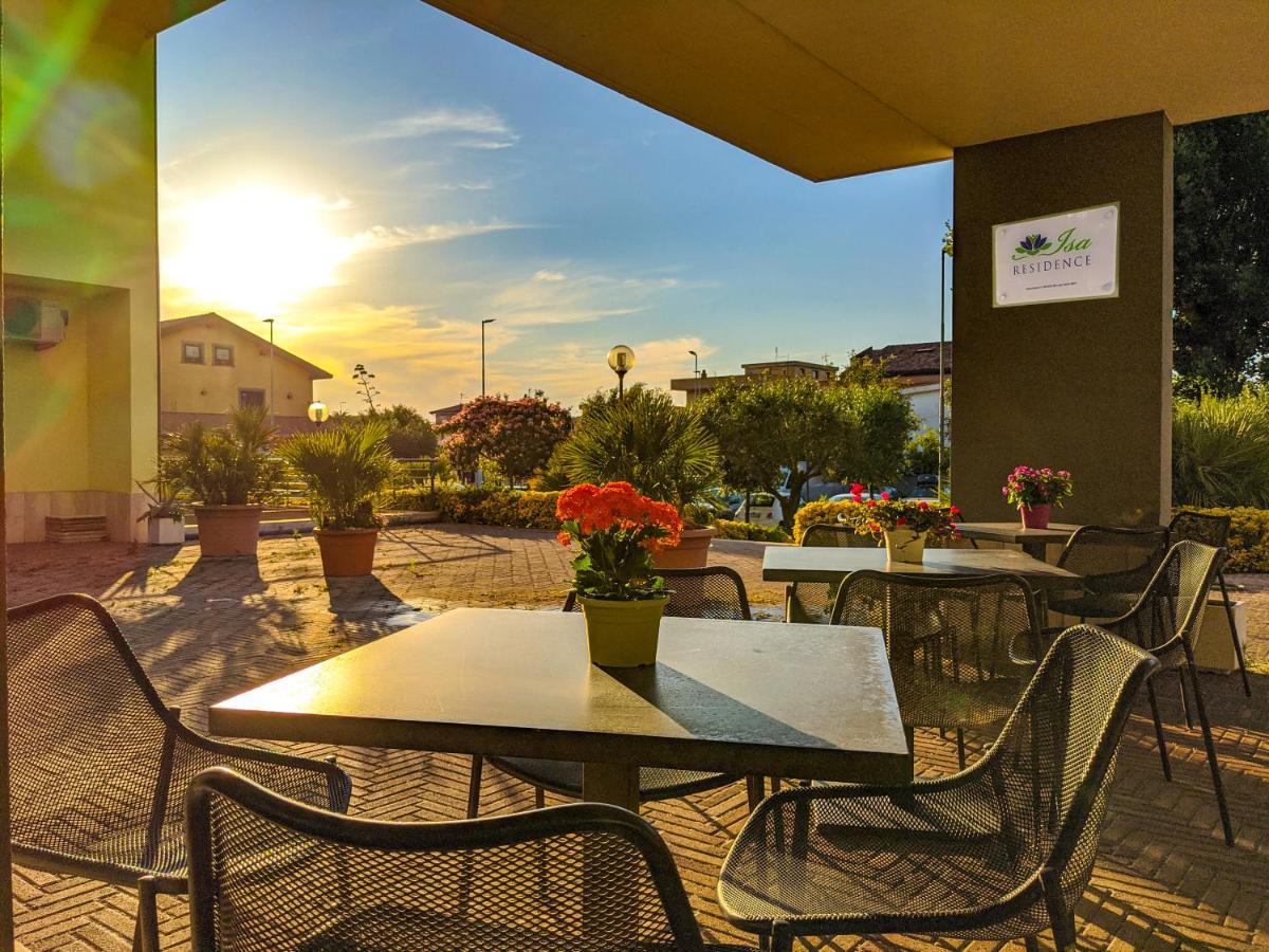 Isa Residence Fiumicino Airport Zewnętrze zdjęcie